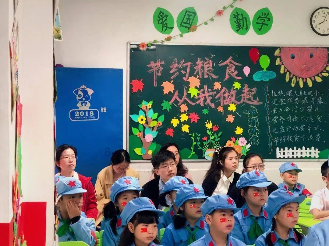 探索天涯,畅谈陌生男孩说她社恐如何幽默回复?